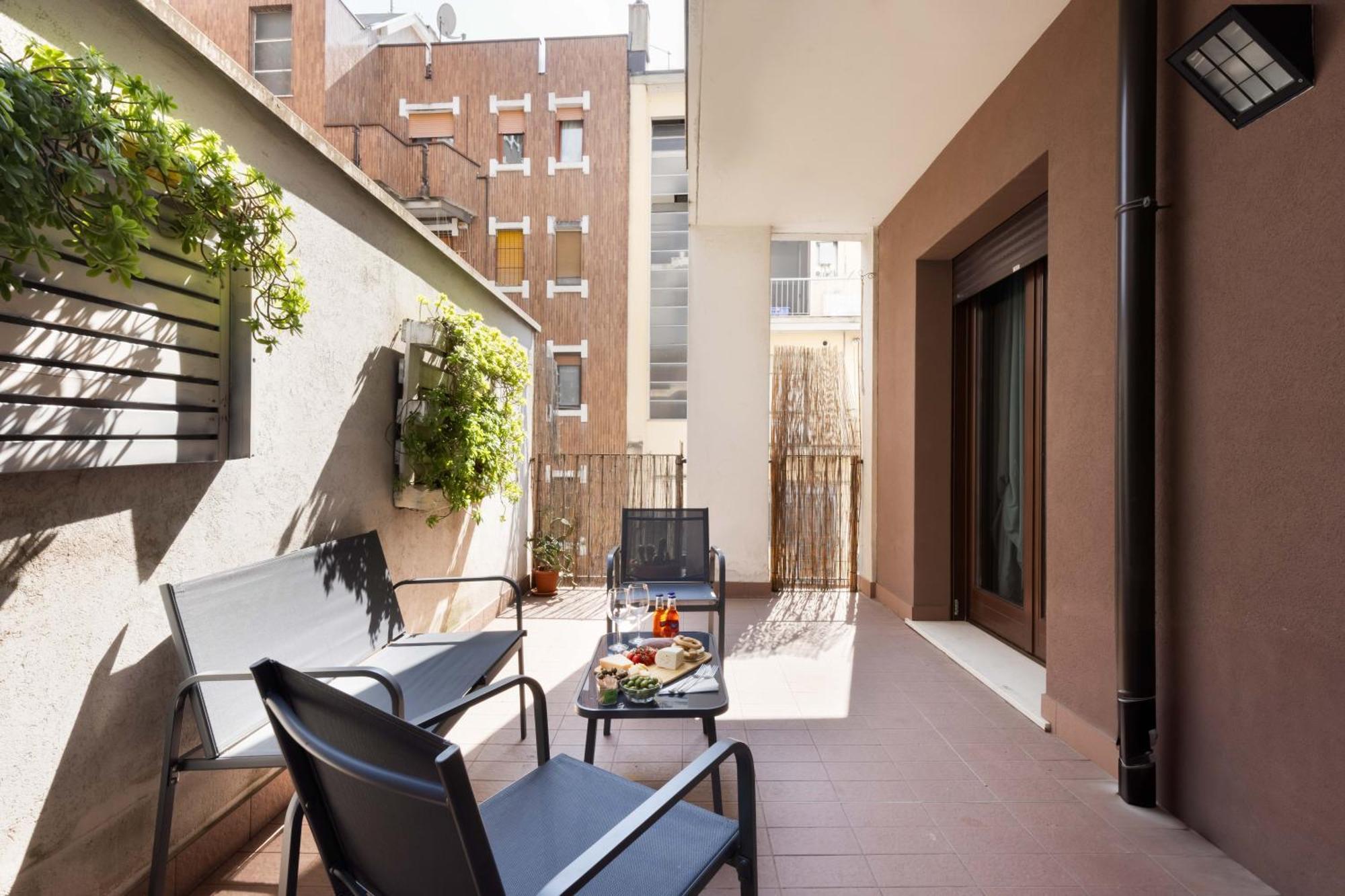 Apartmán Terrace Milan Con Parcheggio Incluso Exteriér fotografie